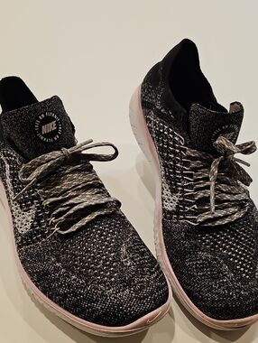 Nike Women’s Free RN Flyknit Running Sneakers - Black with Pink Accent Size 10